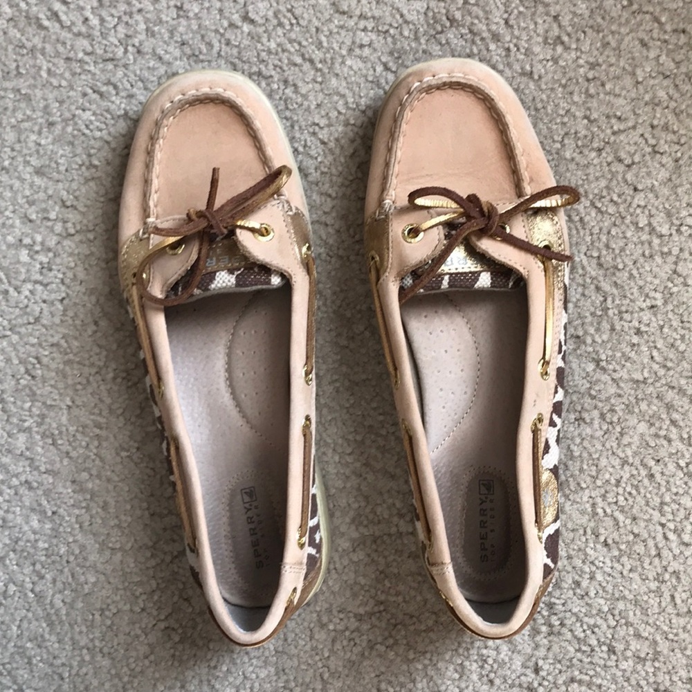 Sperry boat shoes